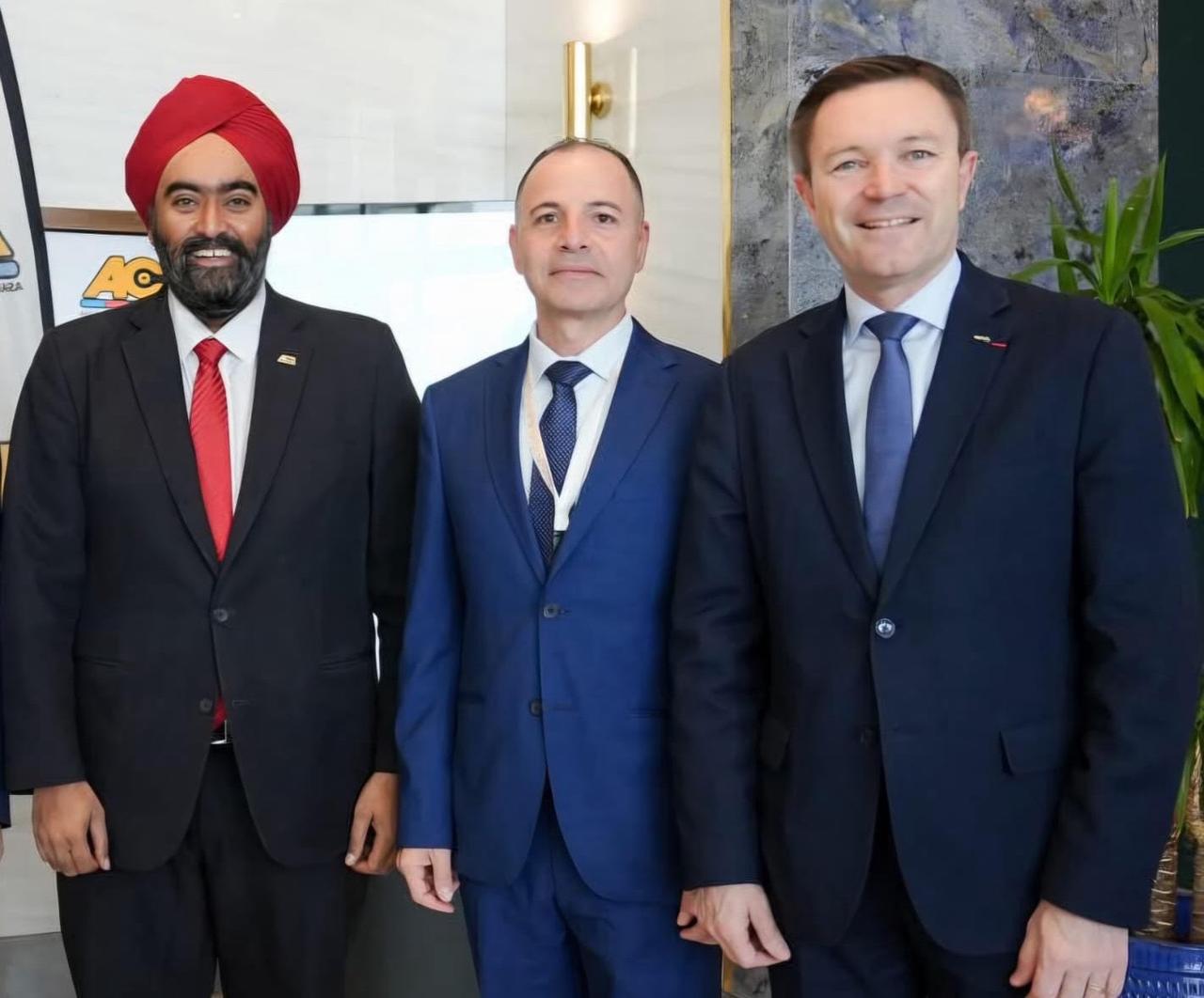 Blog Post Image ساتويان يتوسط لابارتين و أمارجيت