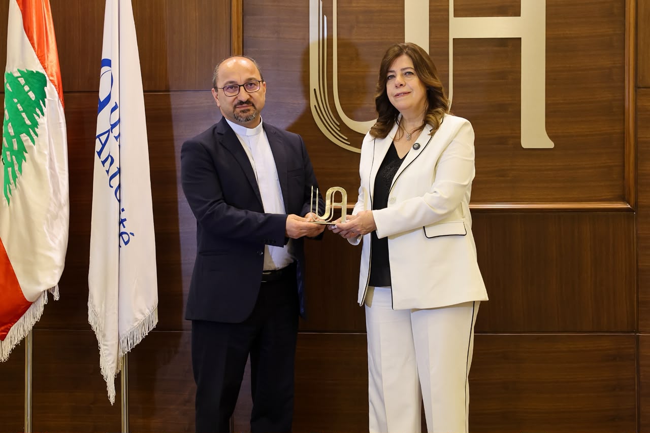Blog Post Image تصوير الجامعة الأنطونية