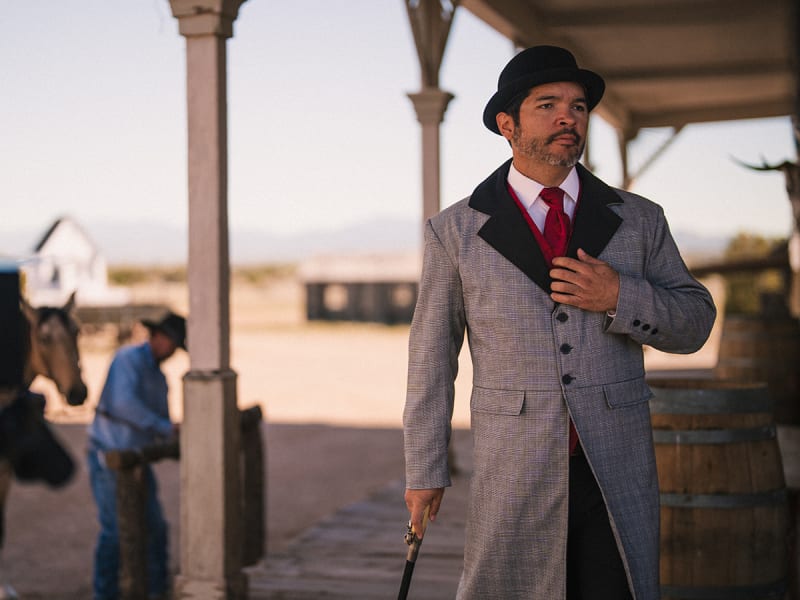 Behind-the-scenes still by Casey Addason