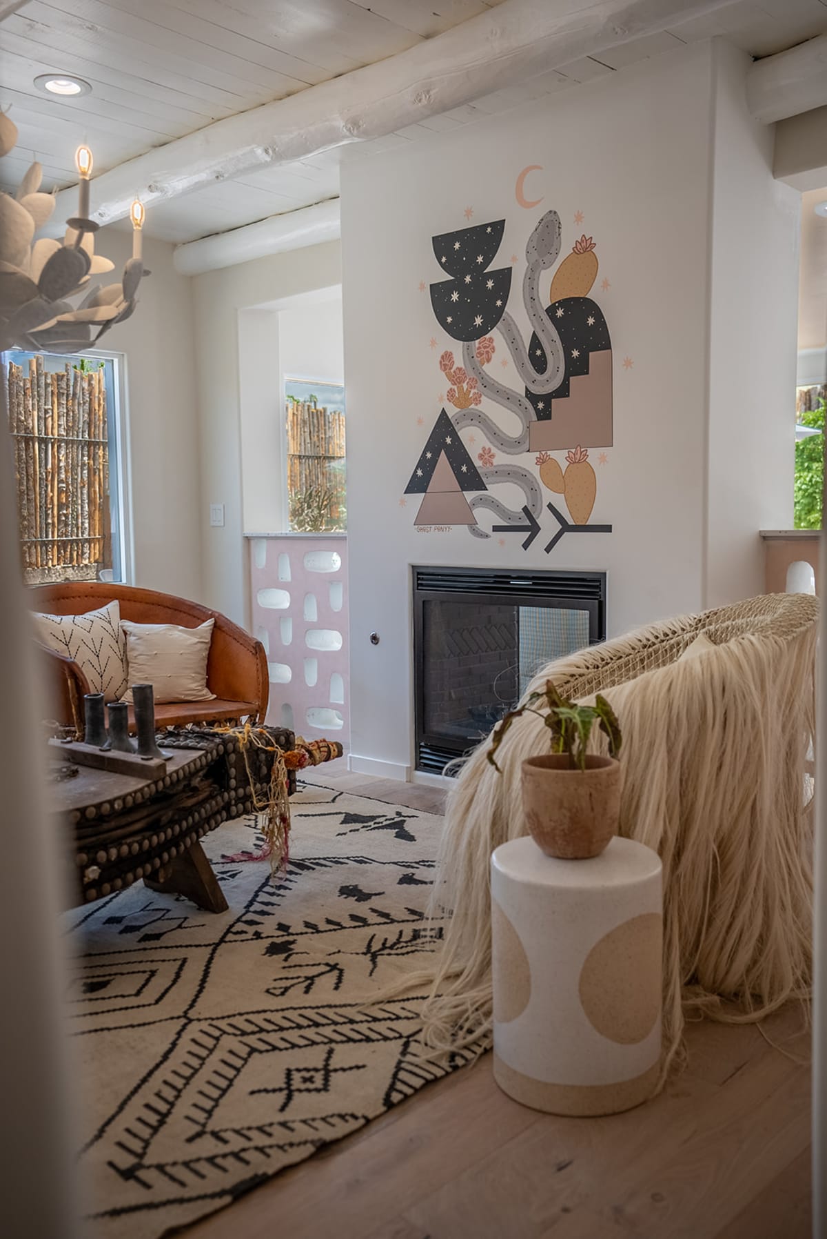 Southwestern lounge with cognac leather and geometric art — Casey Addason Photography