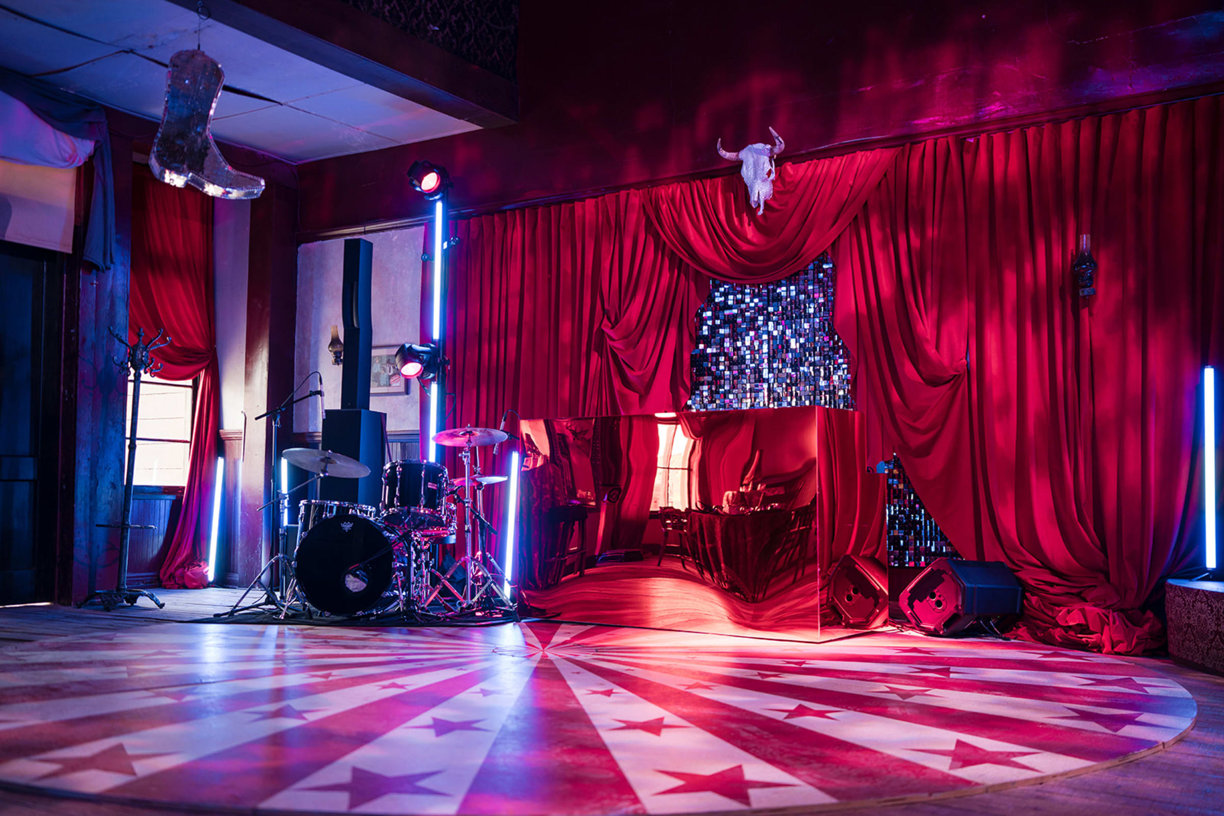 Corporate Western-themed event at Eaves Movie Ranch — Casey Addason Photography