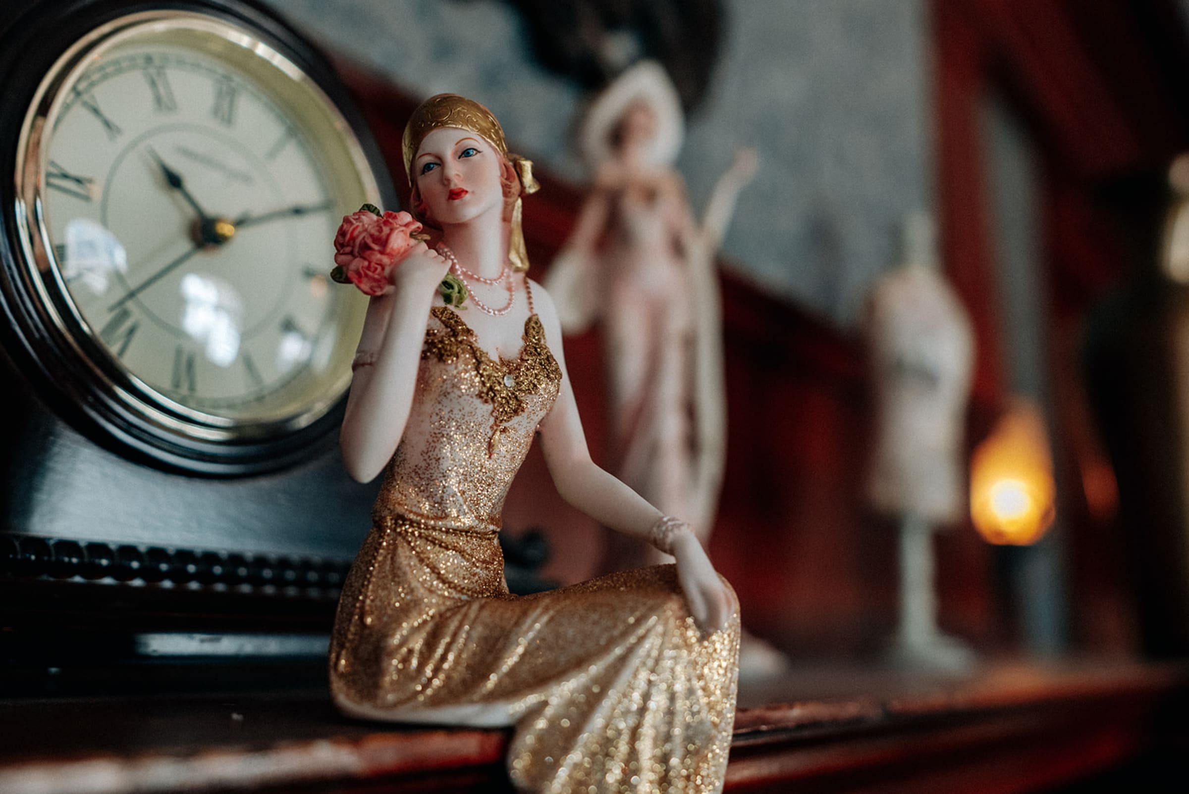 Candid group moment on the Stanley Hotel grounds, warm light, Rocky Mountain backdrop