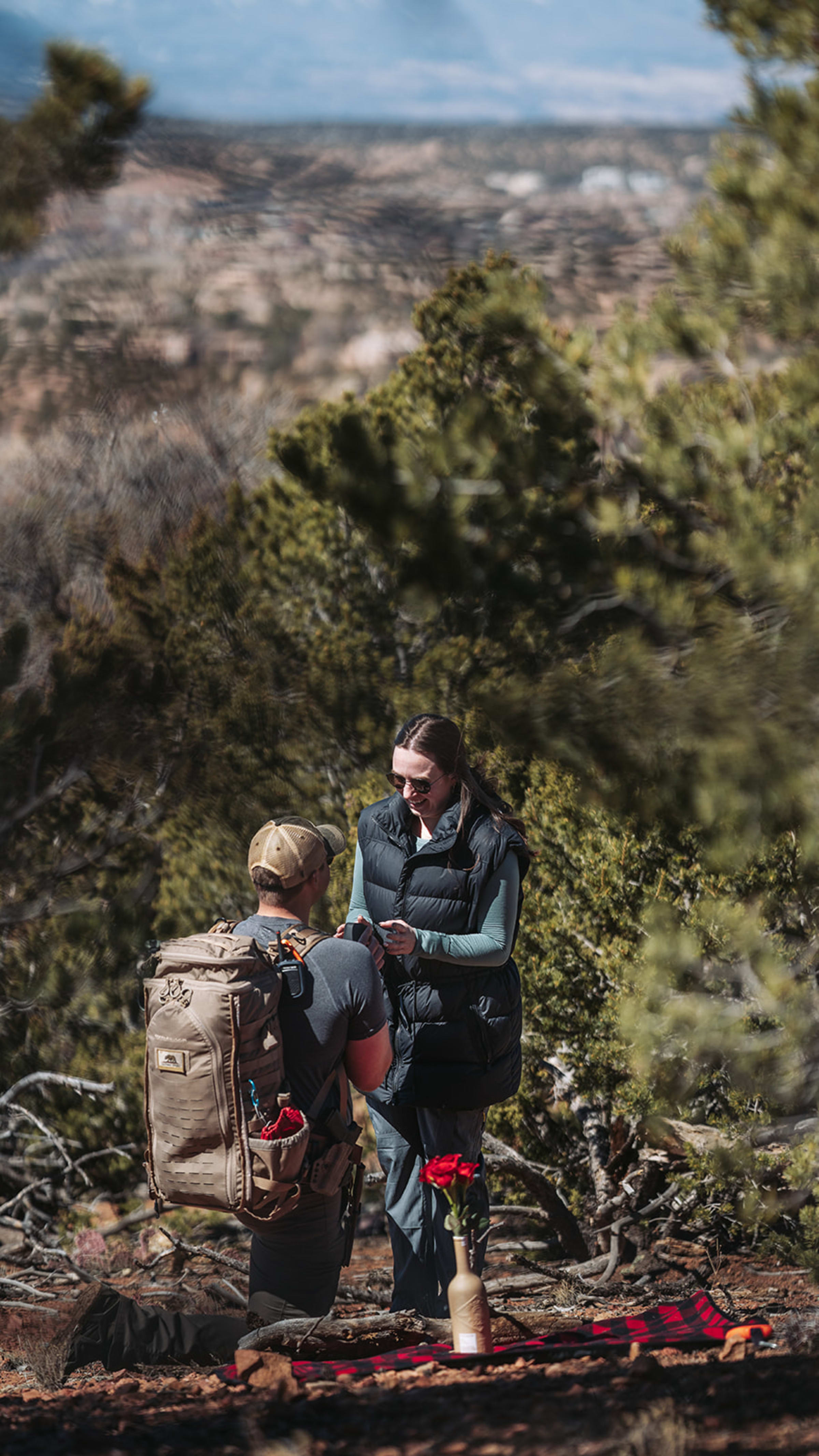 troymaddiehikingproposal — Casey Addason Photography