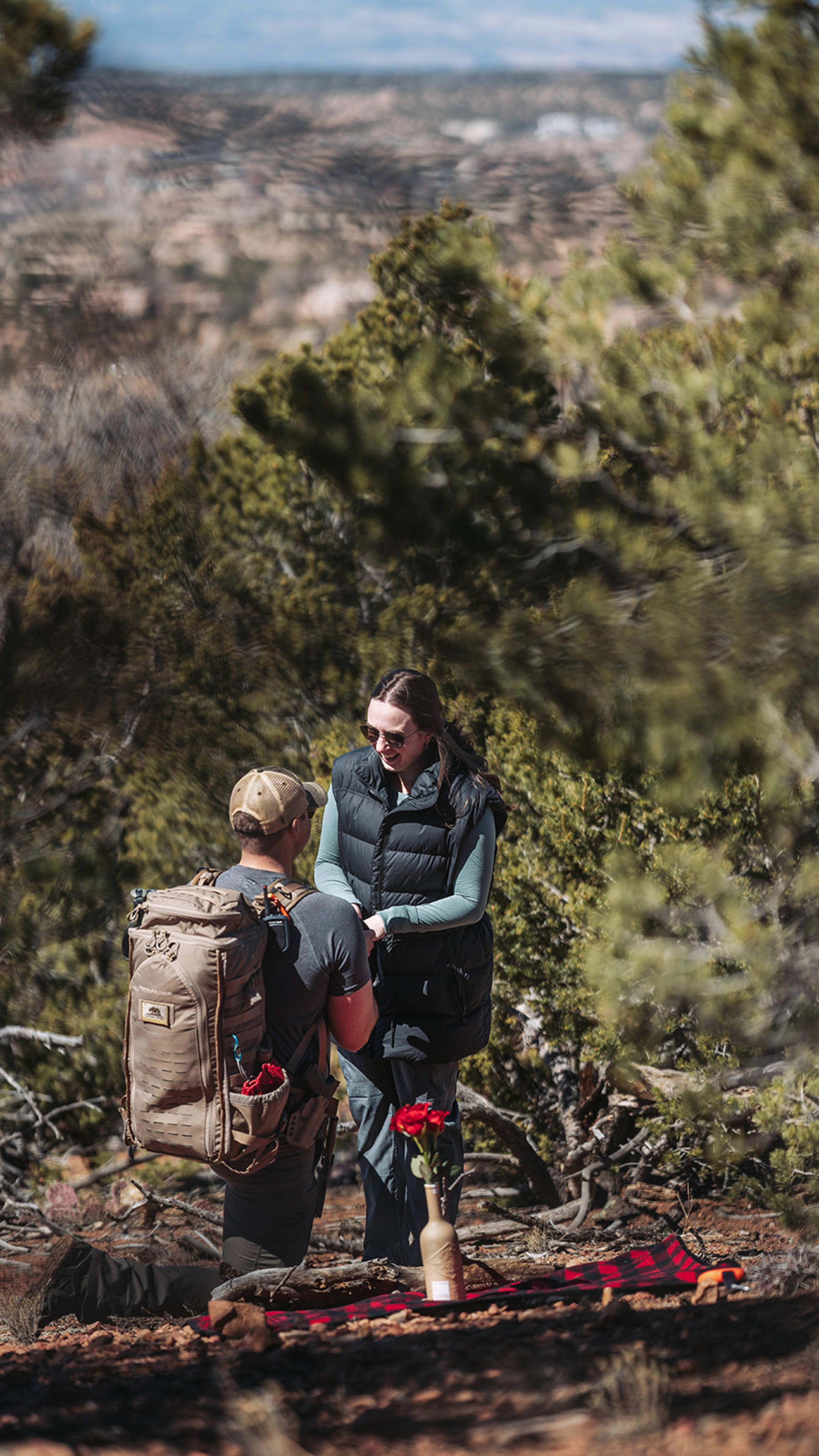 troymaddiehikingproposal — Casey Addason Photography
