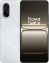 Valkoinen OnePlus-älypuhelin, jossa on kaksi takakameraa ja jonka näytössä lukee Never Settle.