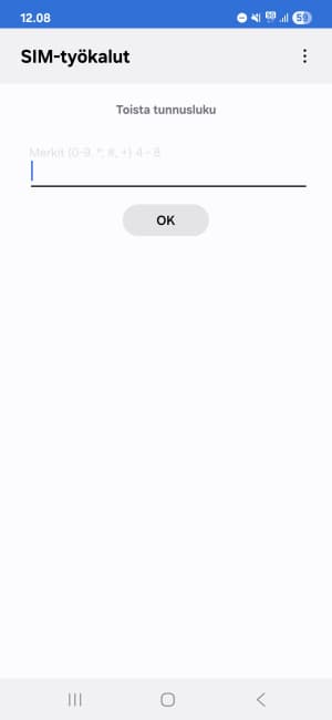 Puhelimen näytöllä näkyy suomenkielinen SIM-työkalun PIN-koodin syöttökehote, jossa on numerokenttä ja OK-painike.