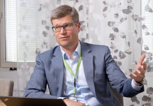 Algolin kokoiselle yritykselle on tärkeää, että DNA:n yhteyshenkilöt tuntevat inframme, kun otamme yhteyttä, kuvaa Arto Peterzens.