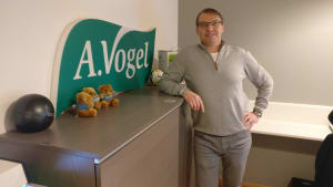 Yrittäjän digiakatemian vastikään suorittanut Marko Kettunen on aktiivinen itsensä ja oman osaamisensa kehittäjä. Kuva: A.Vogel.