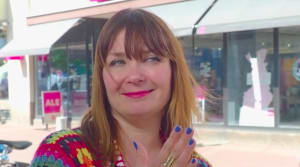 Irina: nykyartisti on somettava pätkätyöläinen.