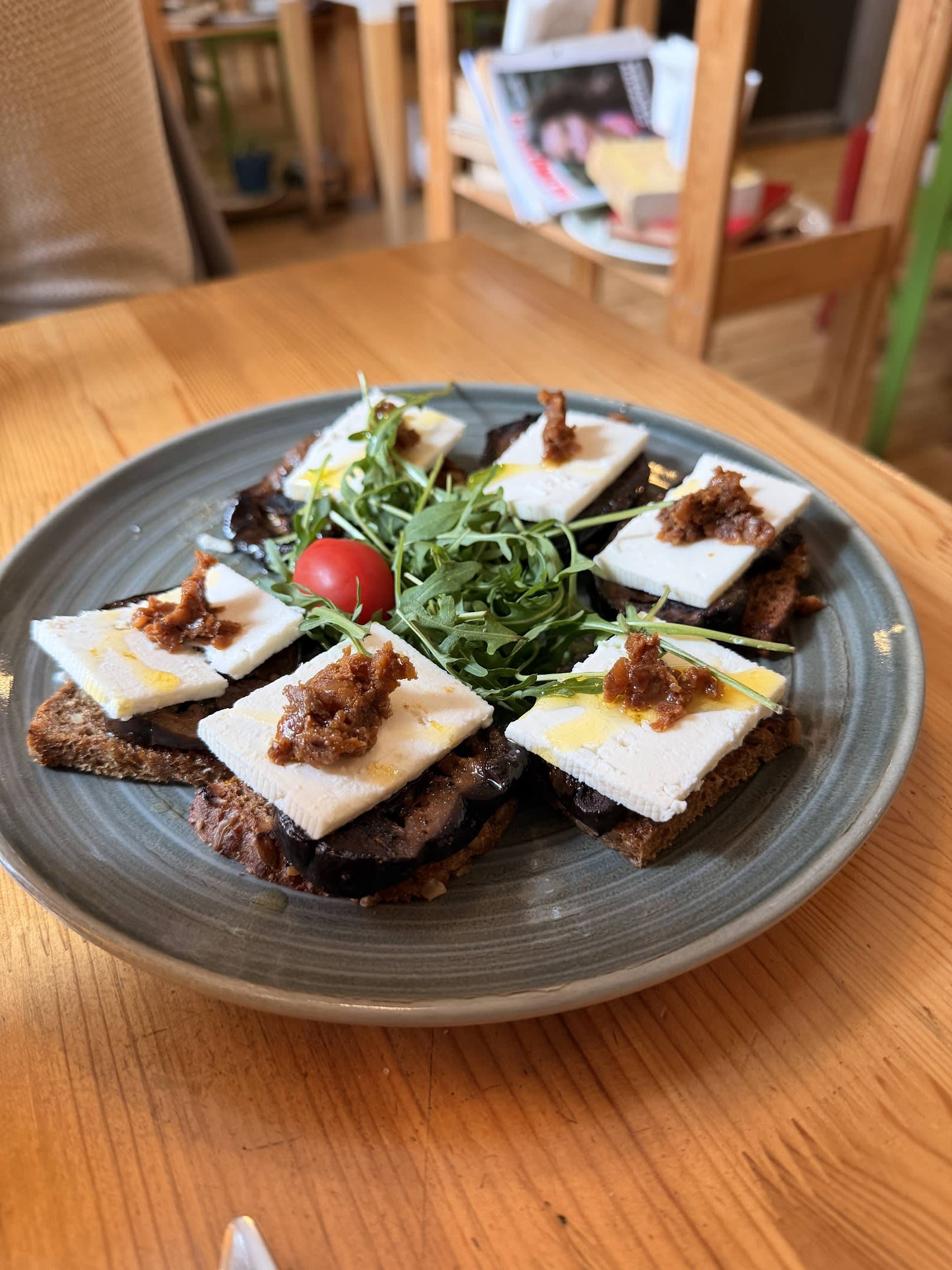 Aubergine - Craft beer. Craft food. — снимка 3