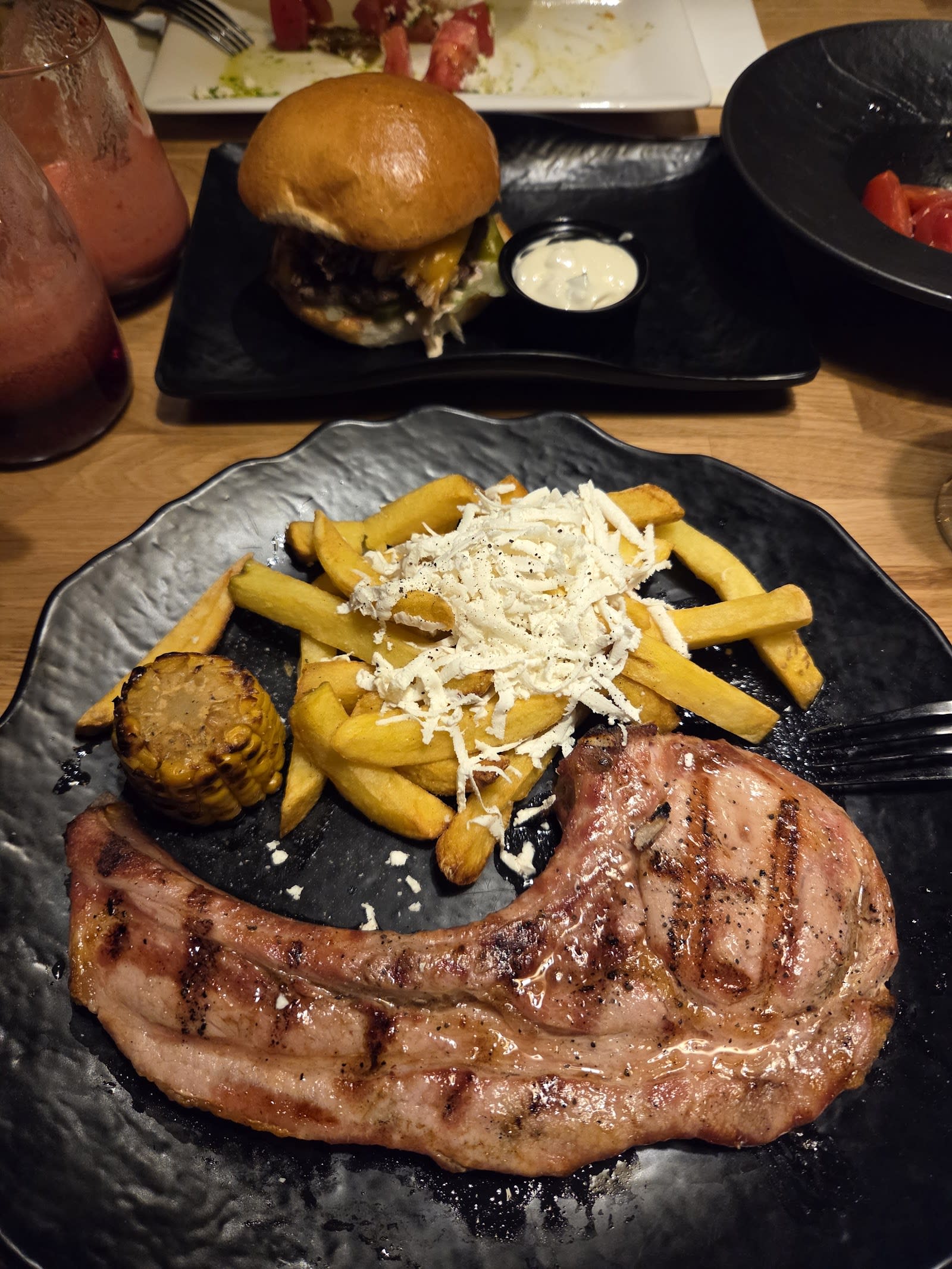 Crystal Burger & Steak — снимка 2
