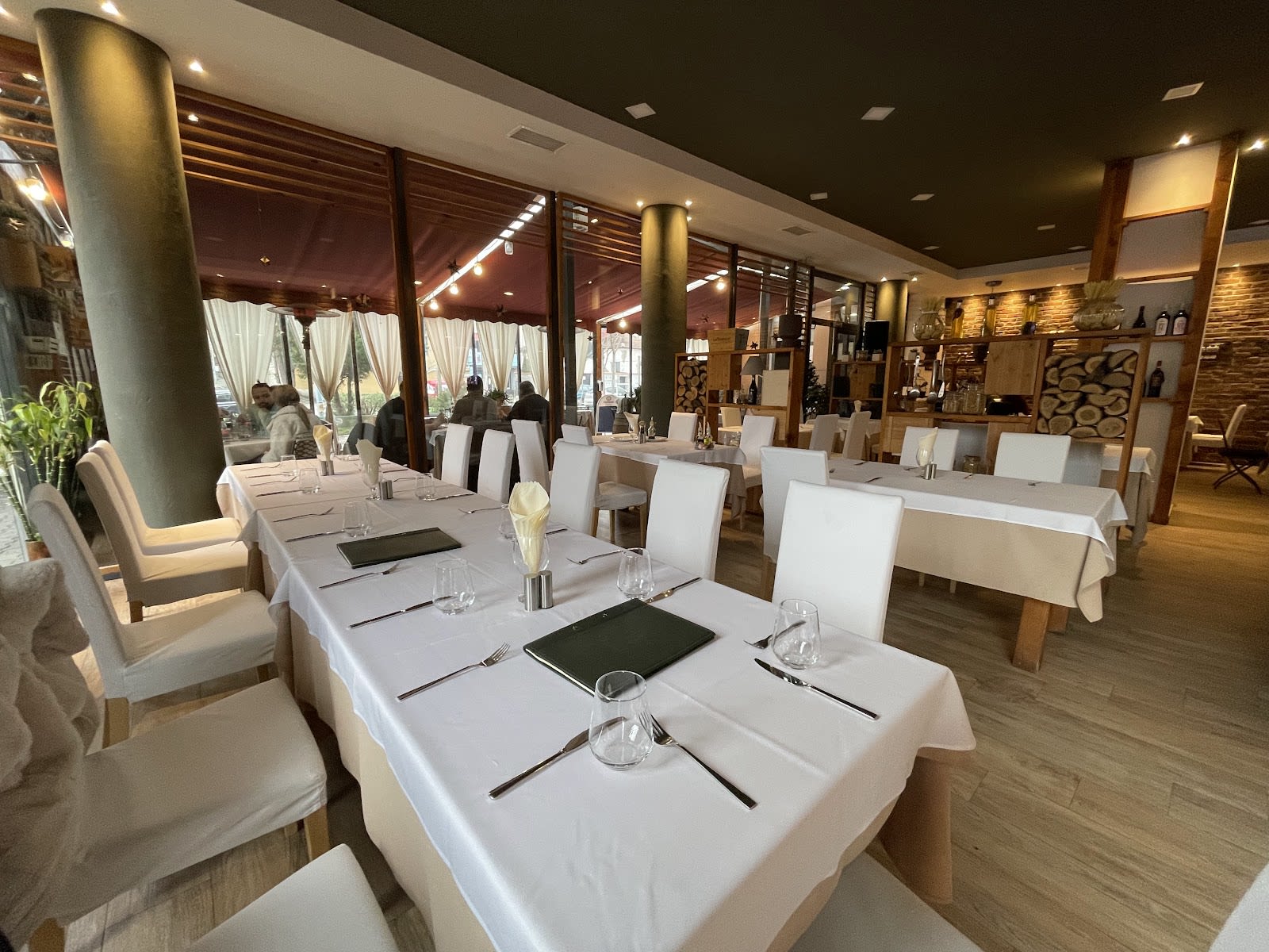 Italian Restaurant "Osteriya Rozmarino"