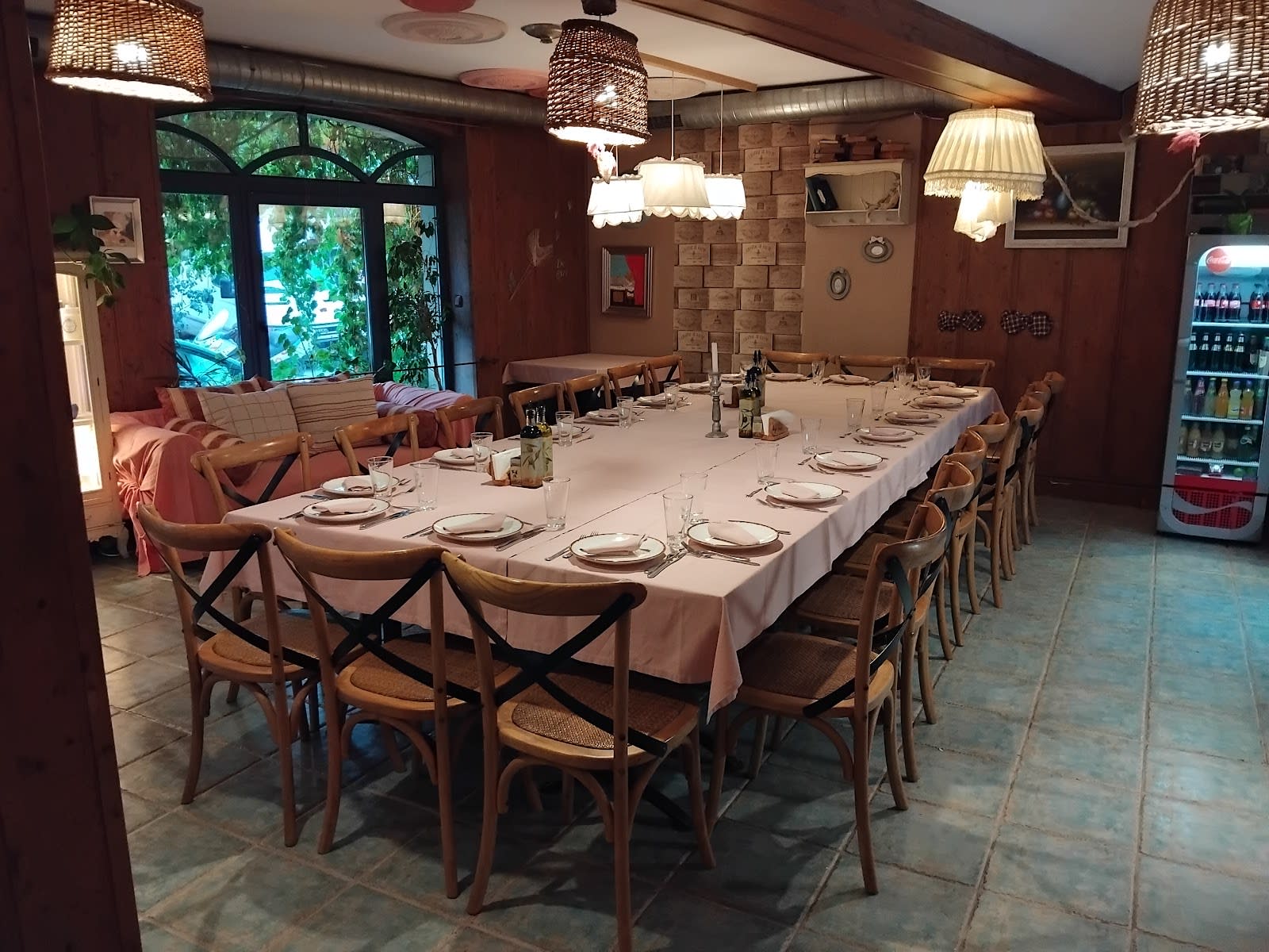 Bistro Happy House