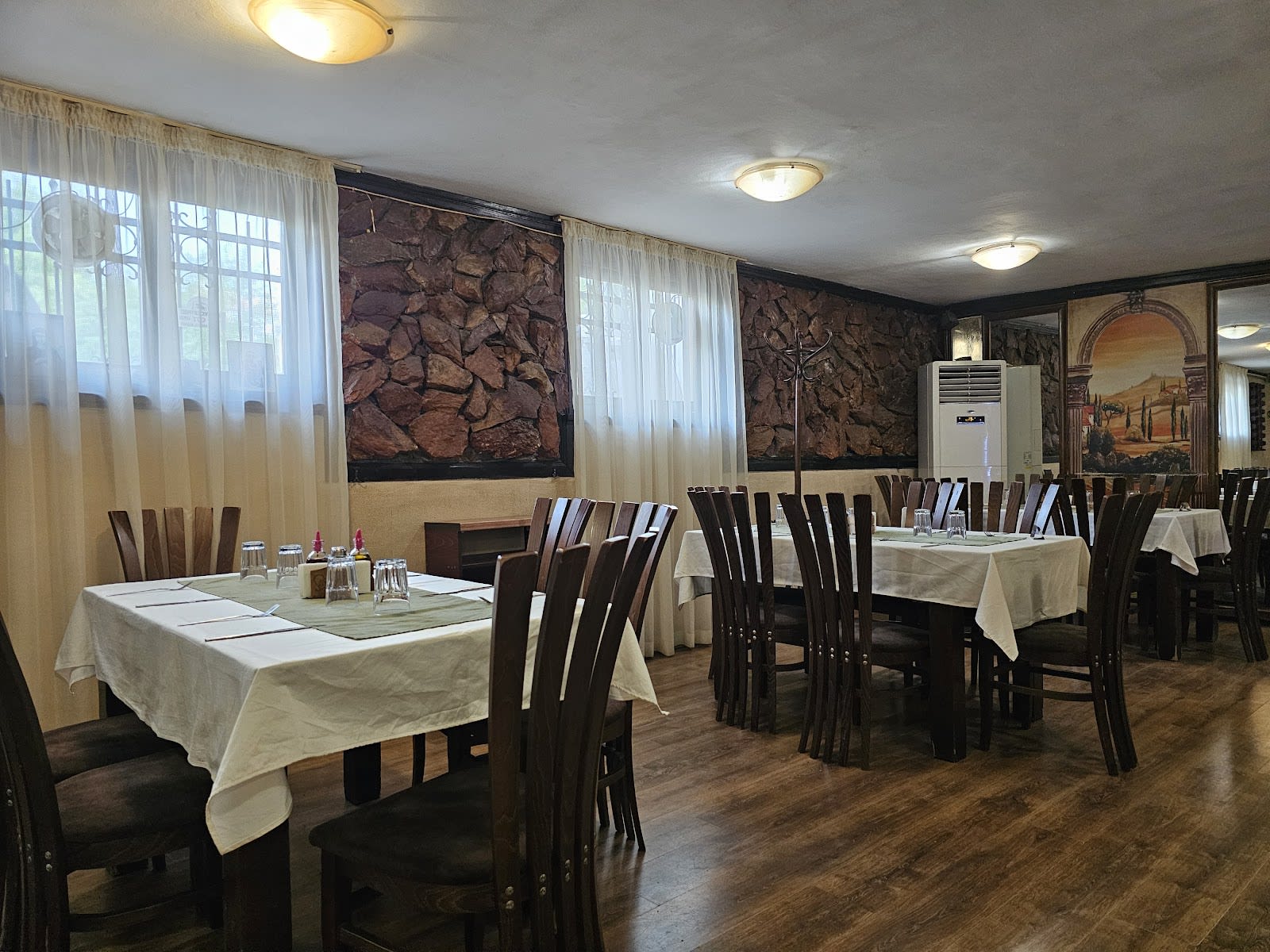 The Old Pub — снимка 5