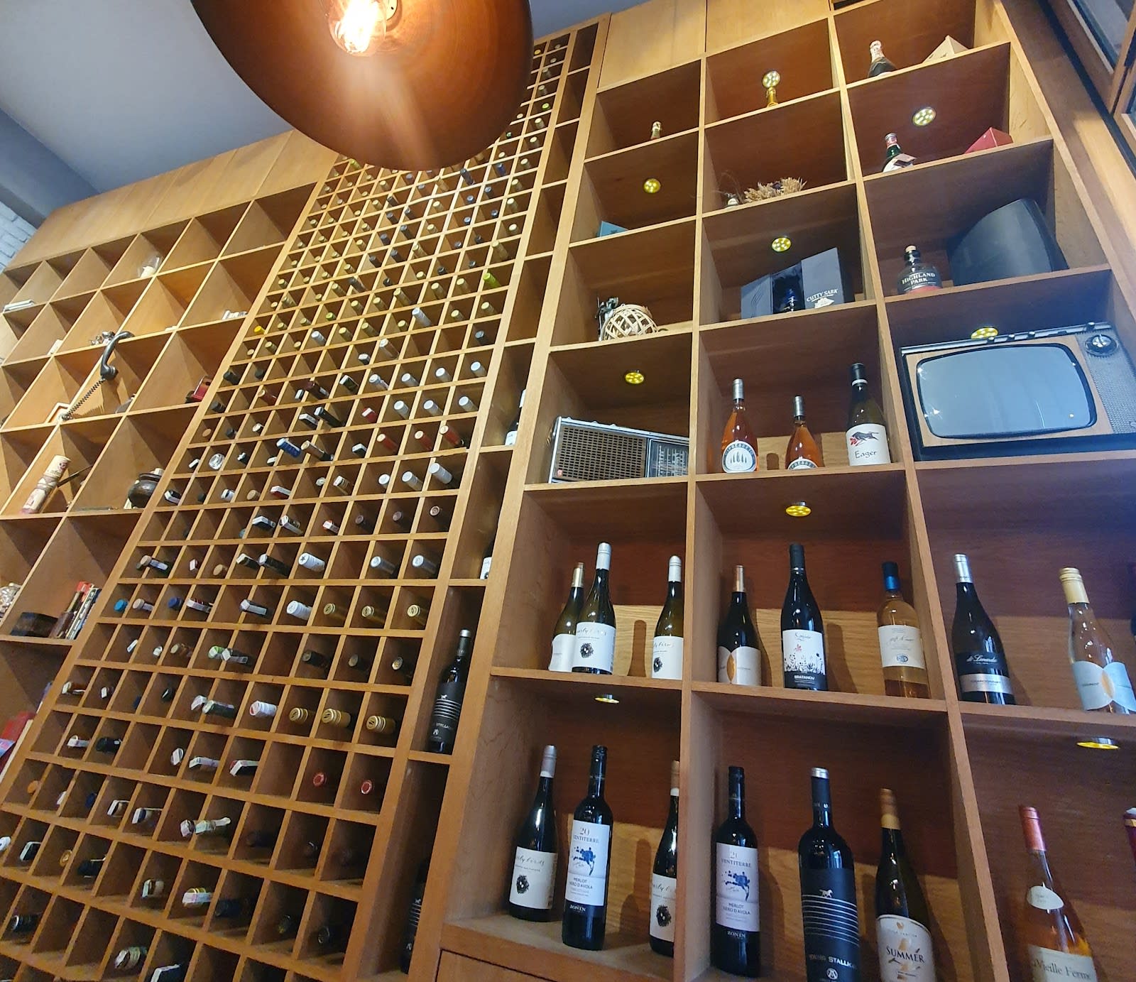 Ti Bar & Kitchen - ресторант и бар в Бургас — снимка 4