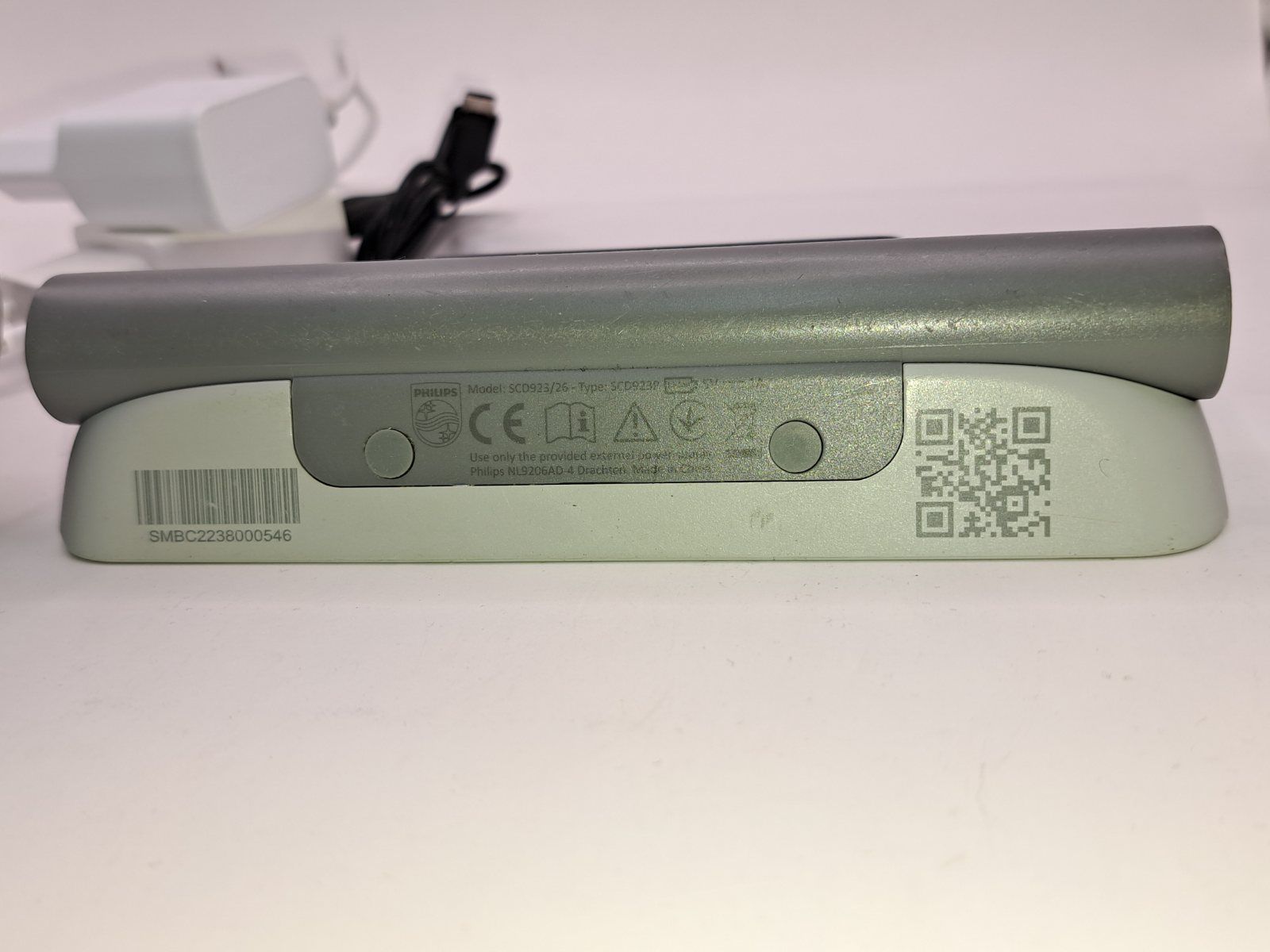 elektroniczna niania z kamerą i monitorem. 3