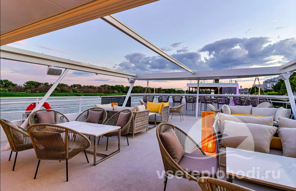 Аренда для банкета и фуршета: яхта ресторан Москва, цены собственника