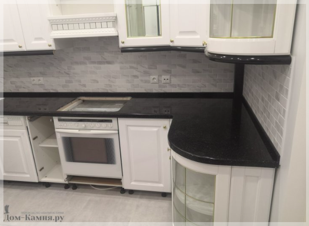 Столешница для кухни из искусственного камня — сочетание красоты и практичности