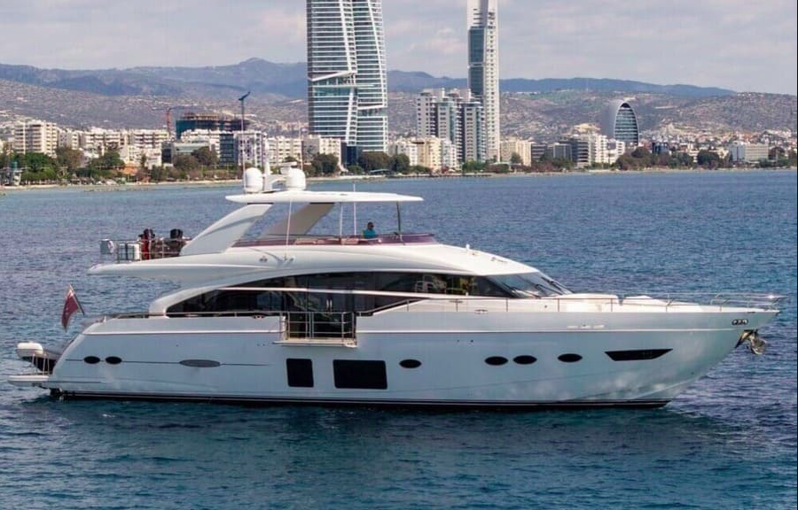 Premium Boat Hire Services in Ayia Napa for Mediterranean Cruises with Trusted Professionals