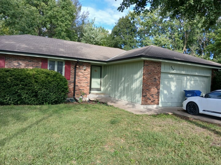 5-inch seamless gutters, downspouts, Peculiar, MO