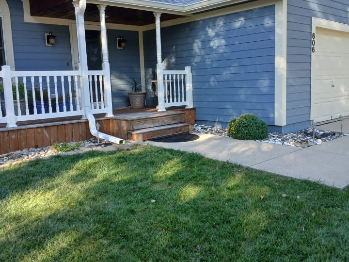 6-inch seamless gutters, downspouts, Raymore, MO