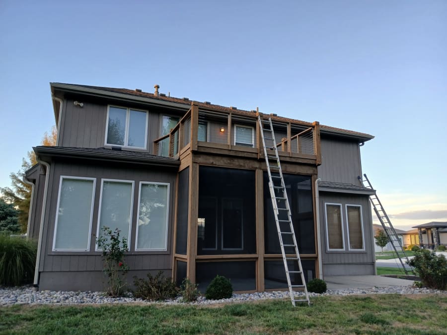 5-inch seamless gutters, downspouts, Lee's Summit, MO, photo 4 of 4