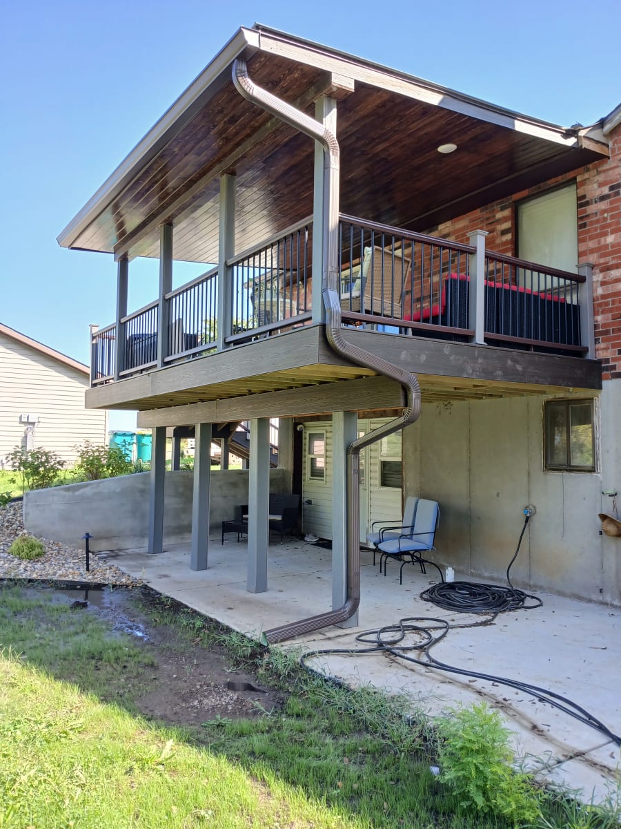 5-inch seamless gutters, downspouts, Kansas City, MO, photo 2 of 4