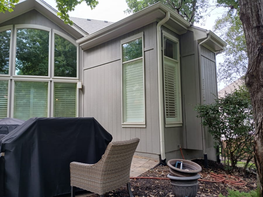 5-inch seamless gutters, downspouts, Overland Park, KS, photo 4 of 4