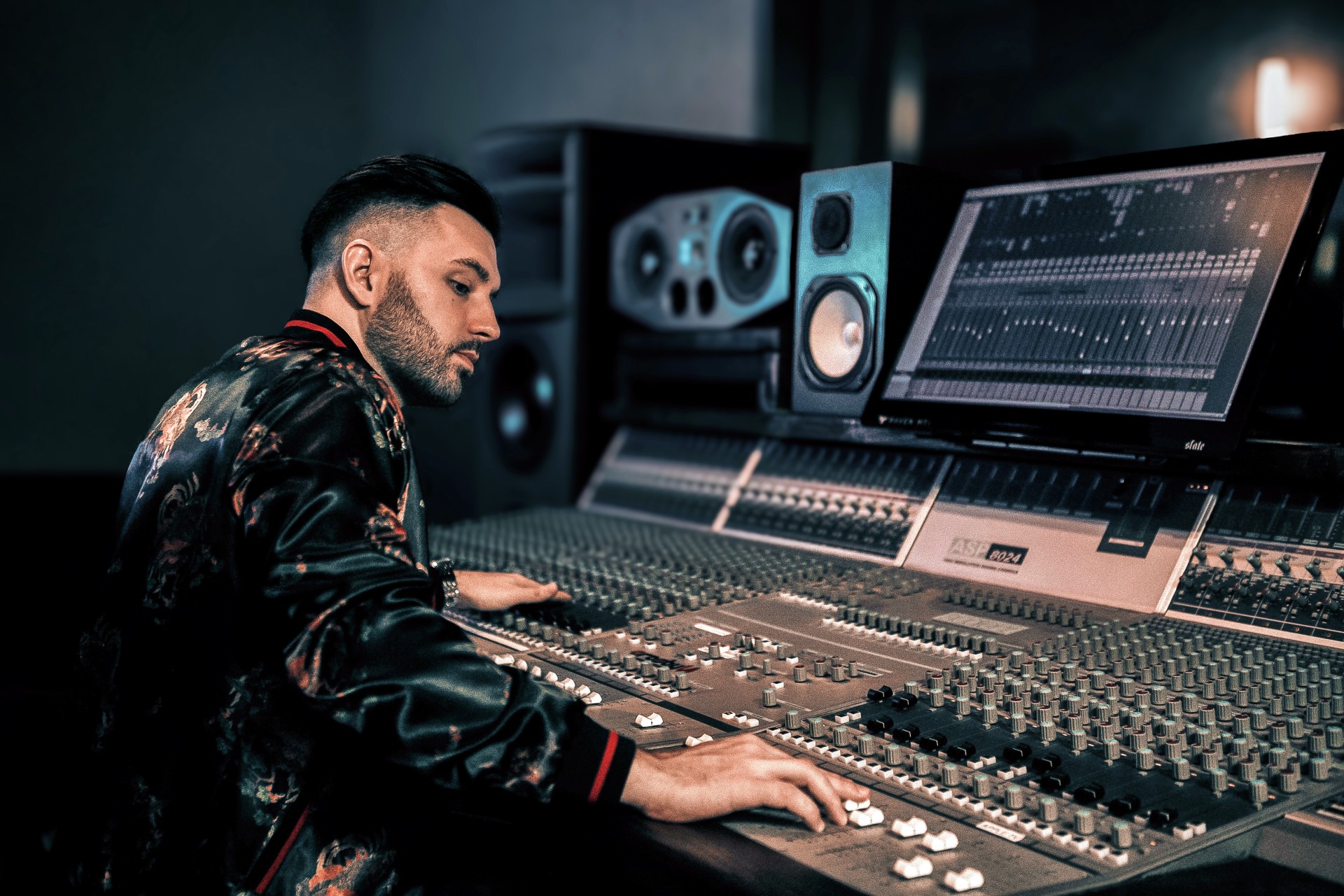DJ Swivel