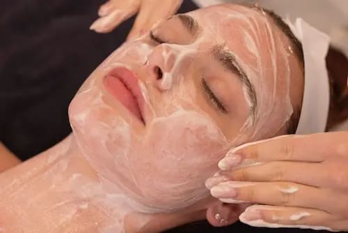 Facial and skin care services in Gaya at SR Unisex Salon