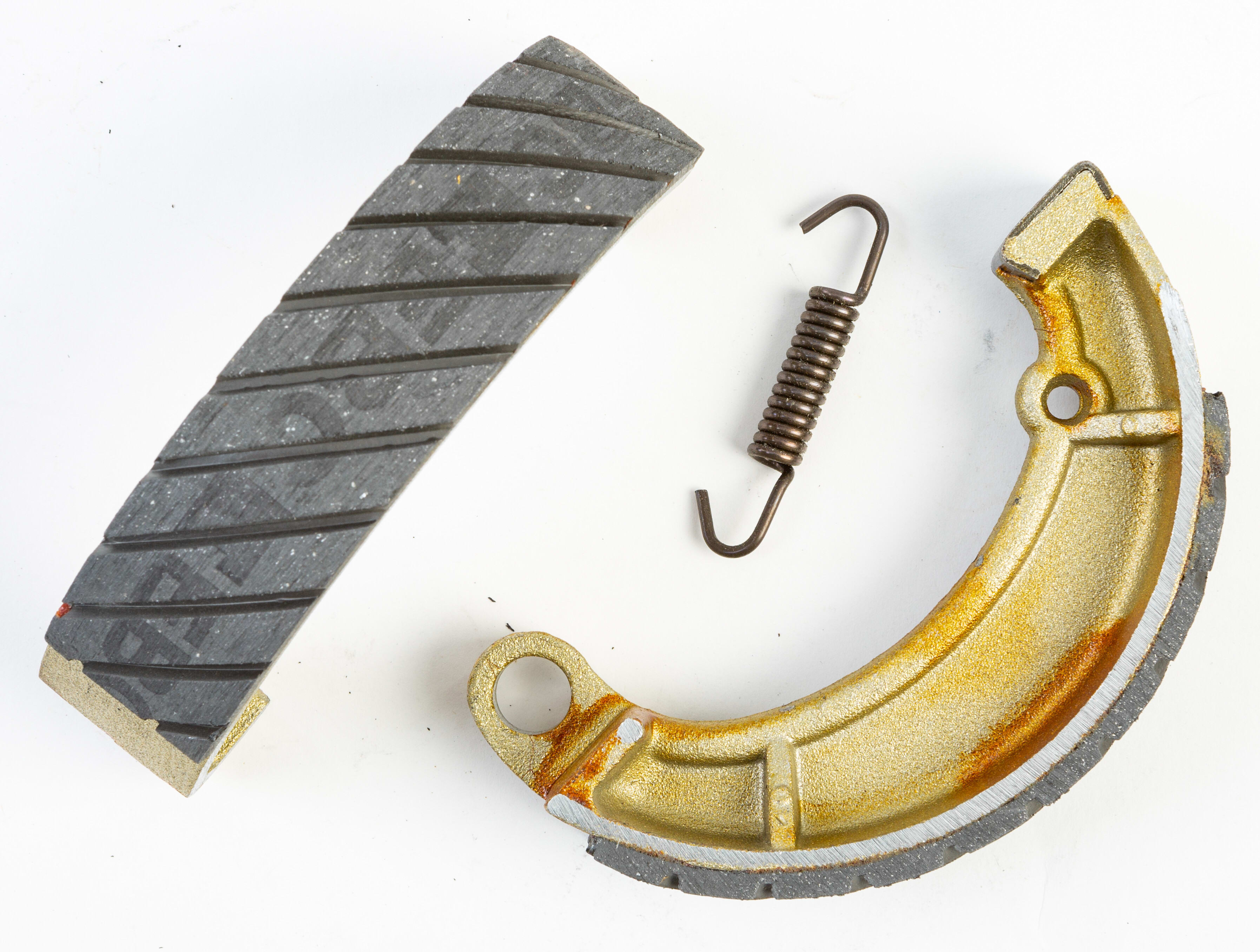 BRAKE SHOES 833G GROOVED