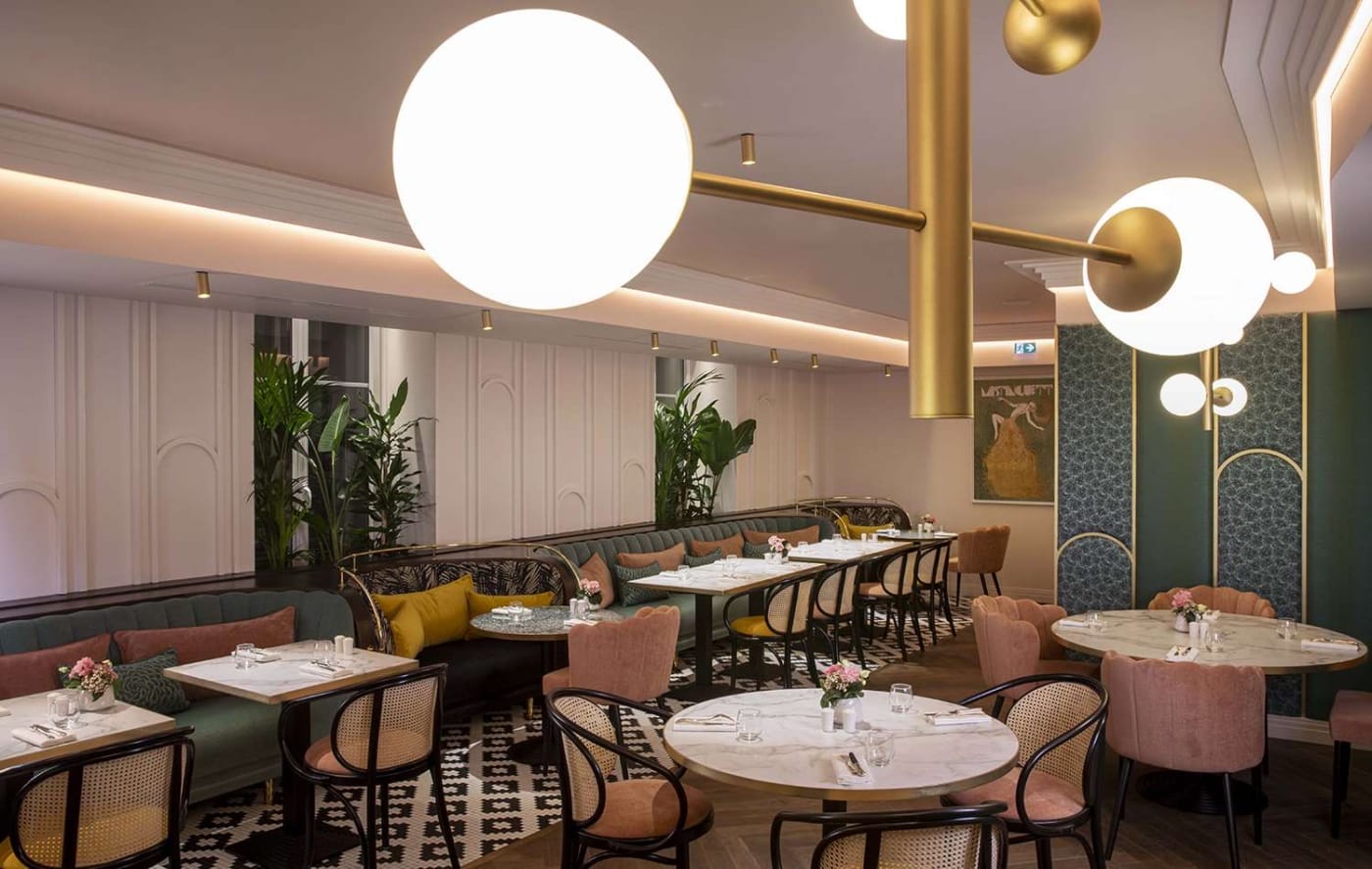 Les Salons Mistinguett, the breakfast room at the Maison Rouge