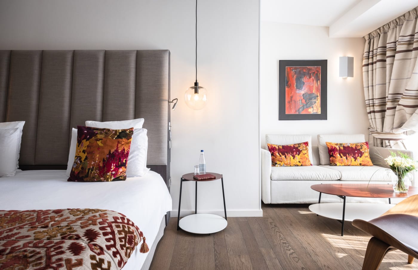 Die Sitzecke einer Junior Suite im Régent Petite France