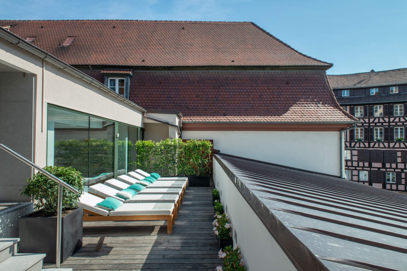 Die Solariumterrasse des Spas im Régent Petite France