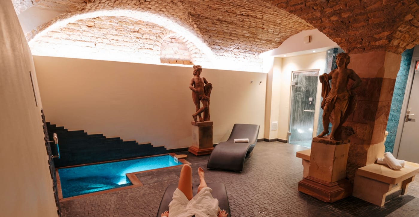 Das Spa unter den Gewölben des Le Bouclier d'Or