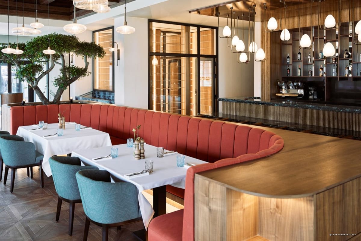 Bar et banquettes du Beldersoy Resort