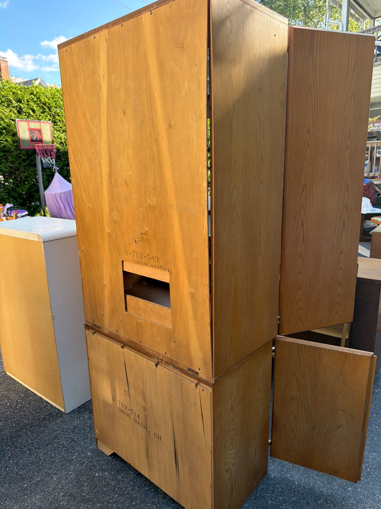 Armoire