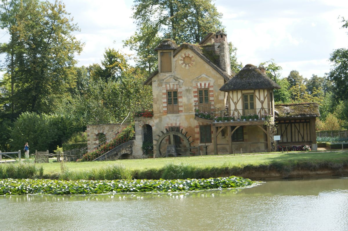 hameau de la reine versailles borgo maria antonietta petit trianon giardini
