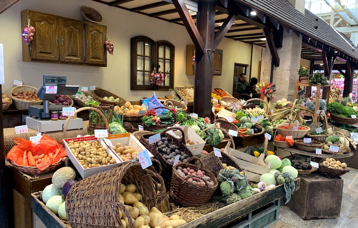 march&eacute; d'aligre parigi mercato alimentare bancarelle mattina