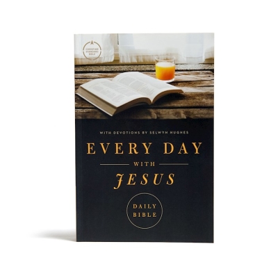 CSB Every Day With Jesus Daily Bible-Softcover | SHOPtheWORD