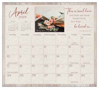Calendar-2022-Magnetic Pad-Living in the Light (9.375" x 8.375") | SHOPtheWORD