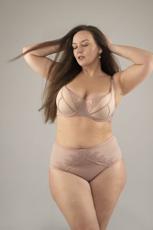 Комплект нижнего белья plus size