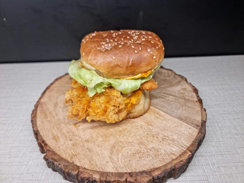 Crispy Chicken Burger at Black Bird Café, Vellore