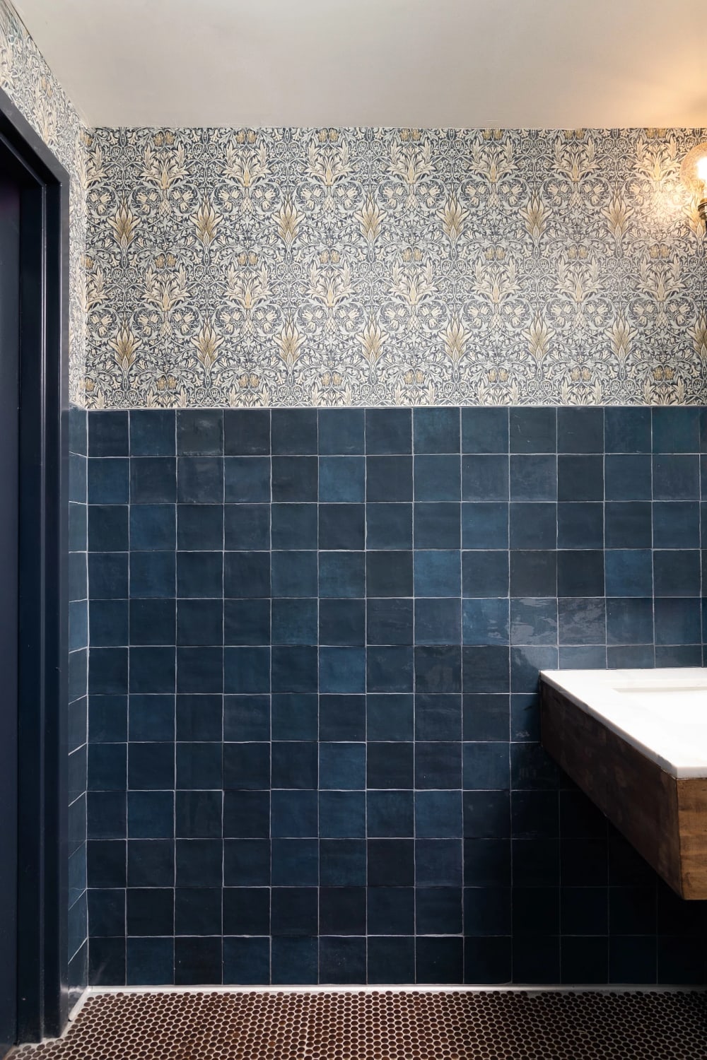 Arizona Tile Flash Cobalt tile in 5" X 5"