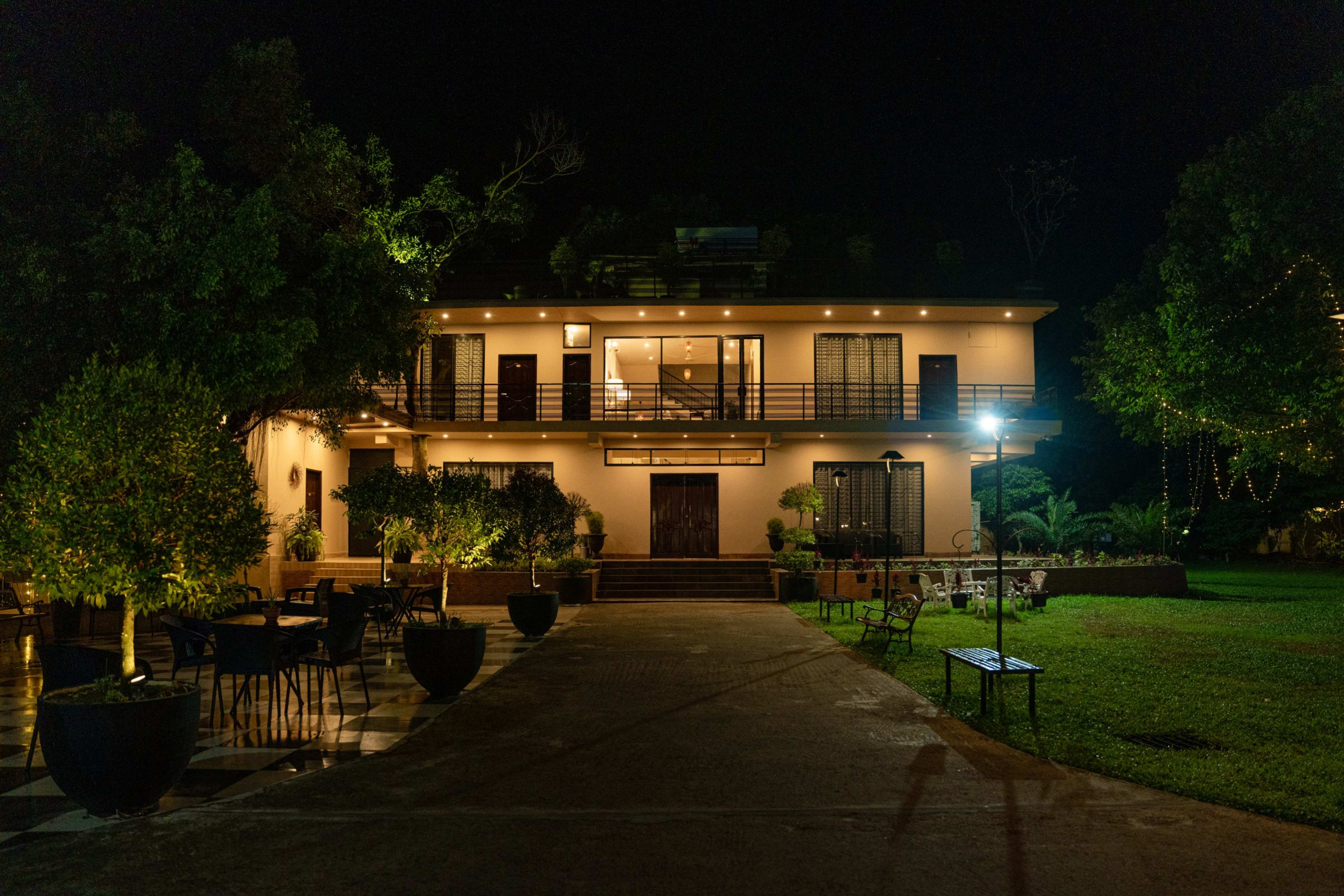 Arriving at the main building. — photo 4