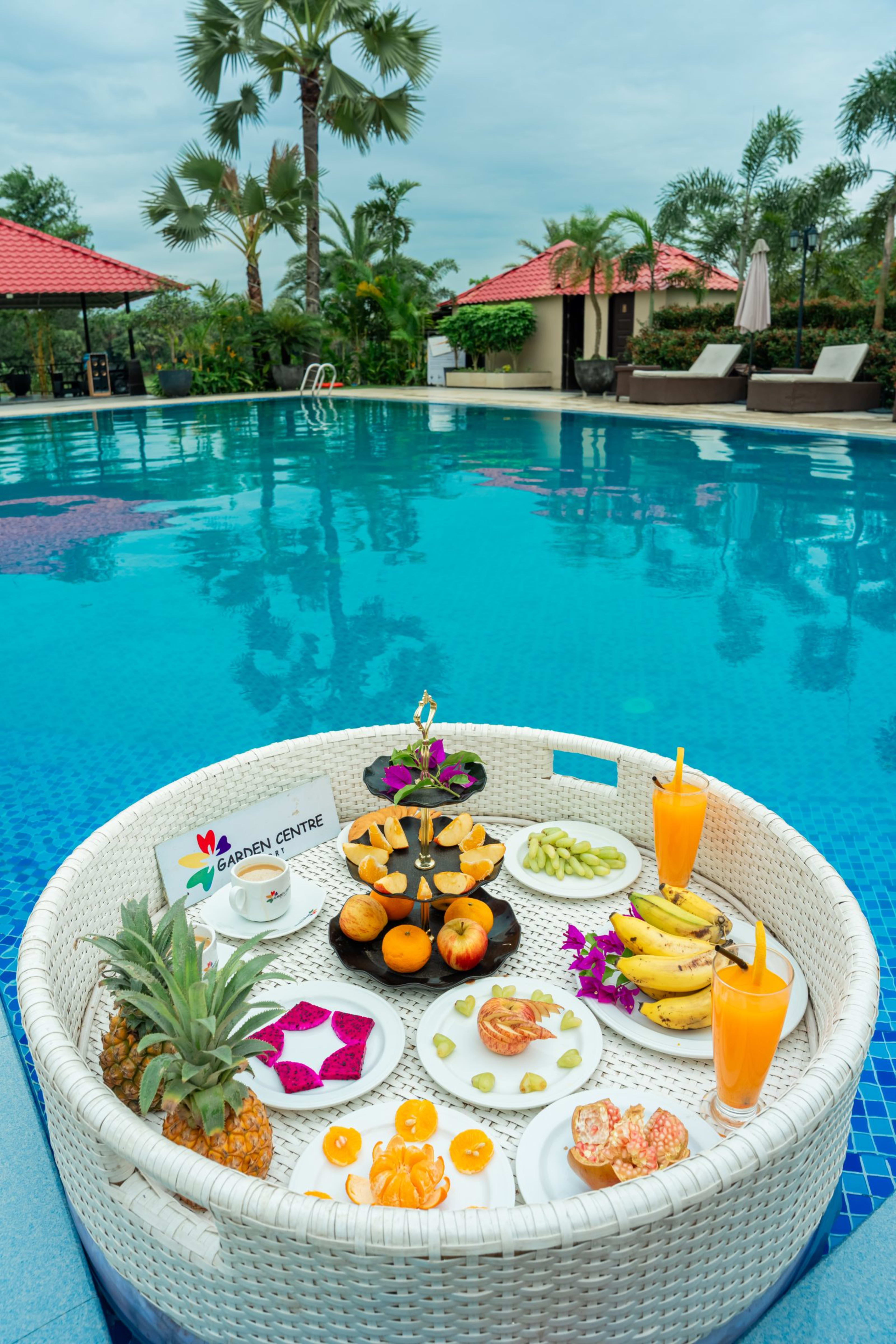 The pool. — photo 12