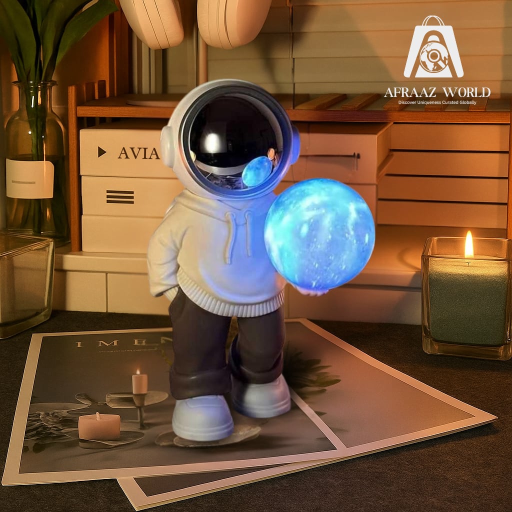 Astronaut lamp with Bluetooth speaker