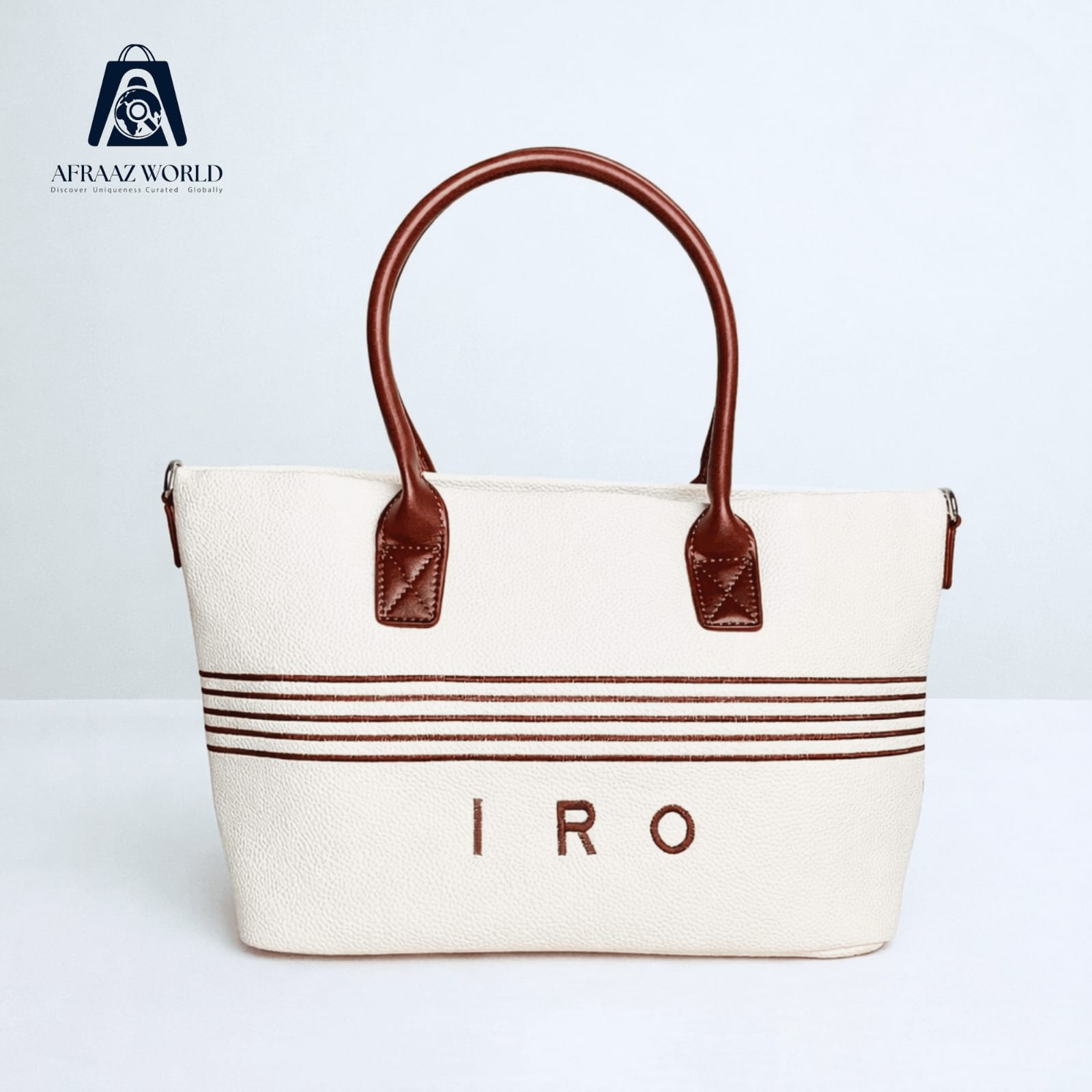 Minimalist Pebble-Grain Shopper with Terra-Cotta Accents