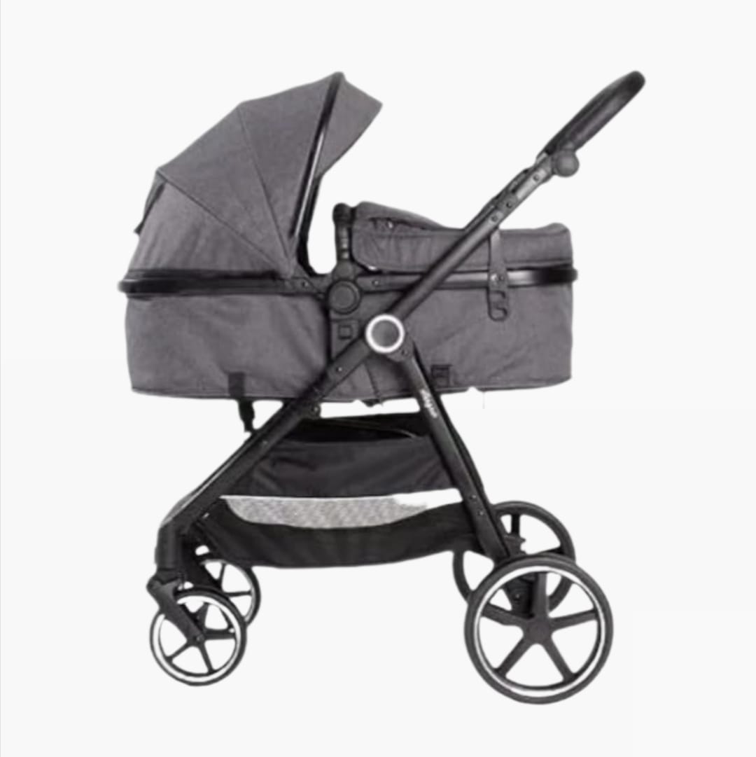 2 in 1 Baby Pram and Pushchair - Out and About rental in Los Alcázares, Spain