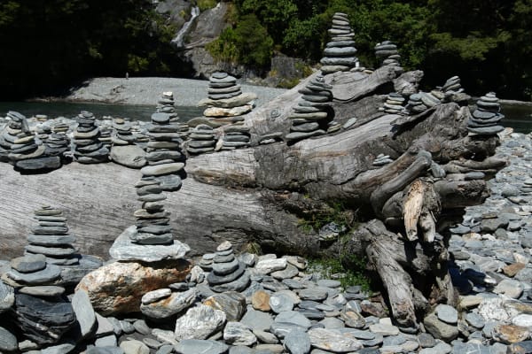 Most Cairns I'Ve Ever Seen In One Place